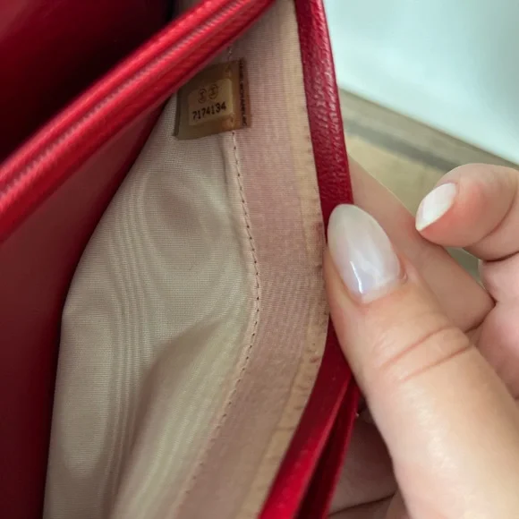 EUC Chanel Red Leather Bifold Wallet with CC Emblem - Picture 8 of 9